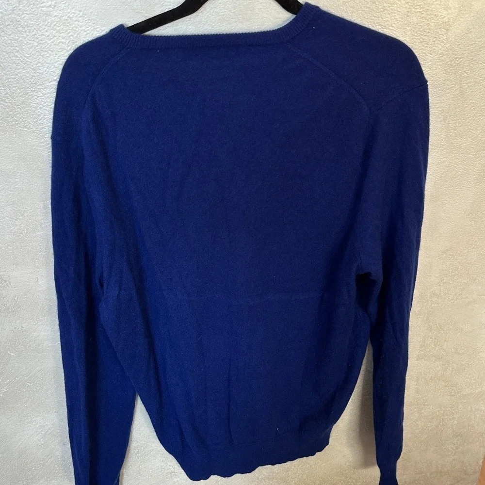 Polo Ralph Lauren elegant neck